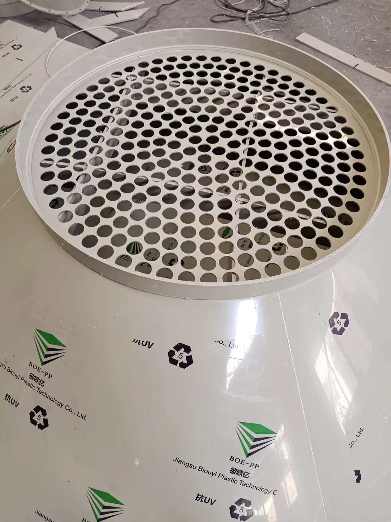 PP篩網 用在噴淋塔頂部，也能避免空心球掉落