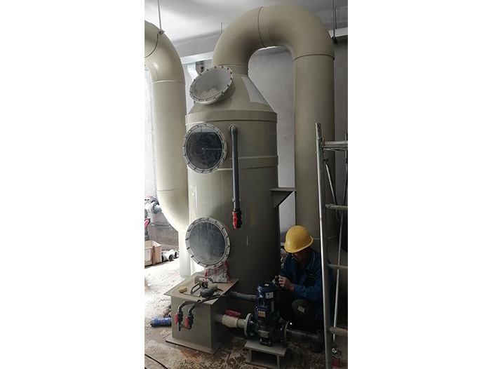 武漢pp廢氣洗滌塔設備安裝現場